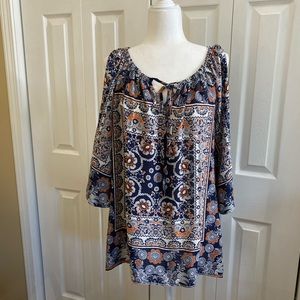 Boho flowey top cold shoulder size ox new directions